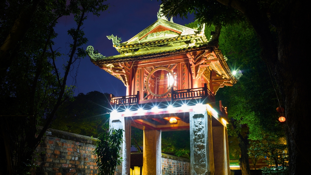 Visite nocturne au Temple de la Littérature