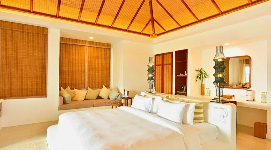 The Royal Sands