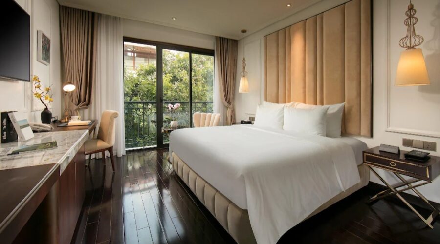 Anatole Hotel