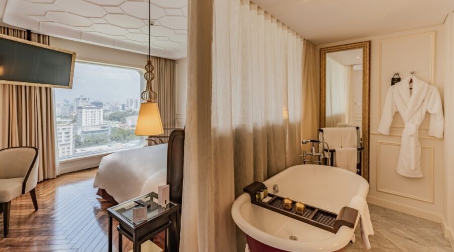 Hotel des Arts Saigon MGallery Collection