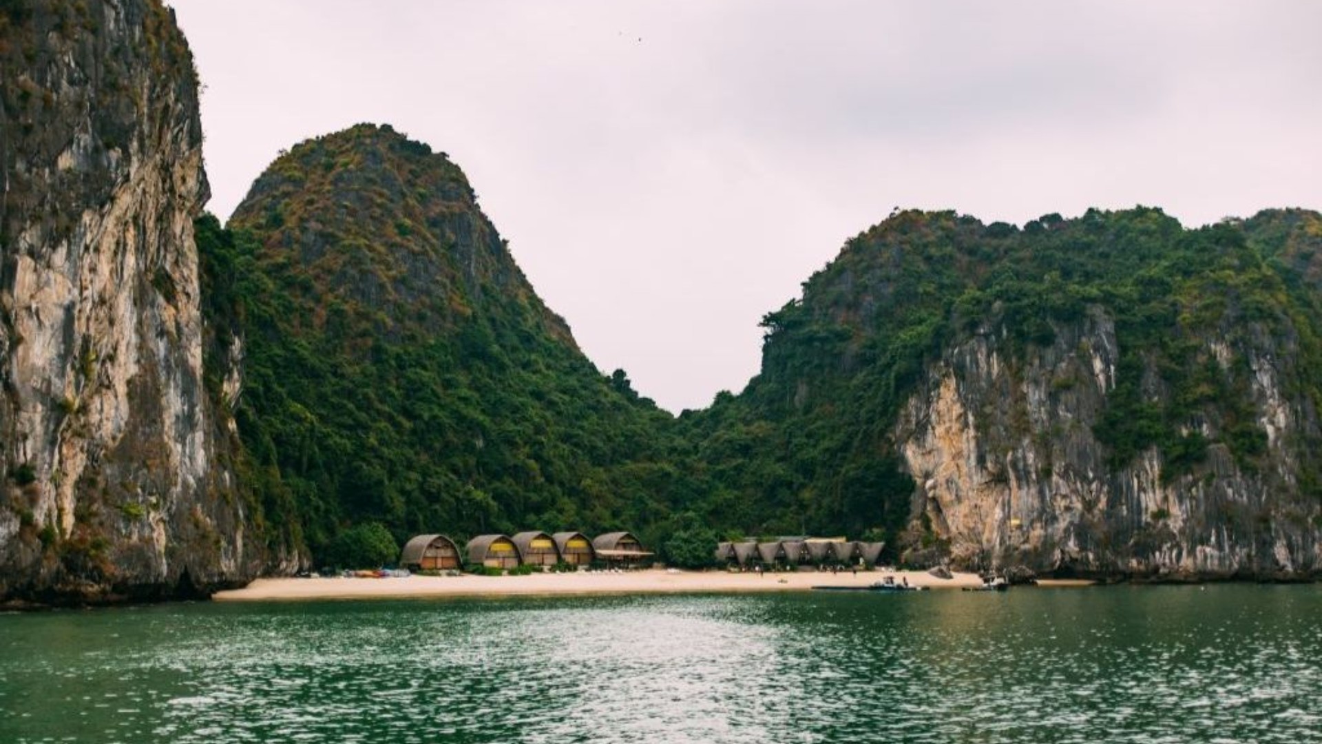 Things to do in Lan Ha Bay - The majestic beauty of Vietnam
