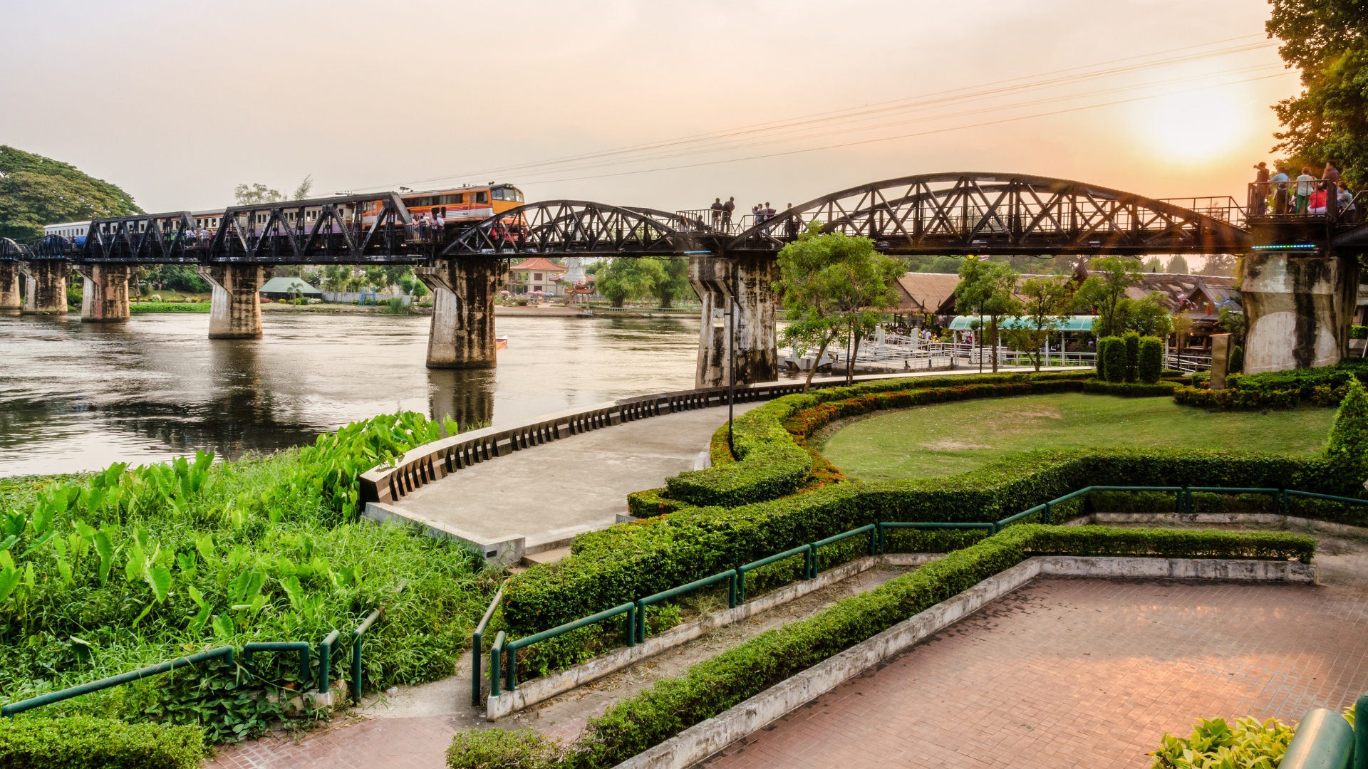 Top 7 tourist destinations in Kanchanaburi