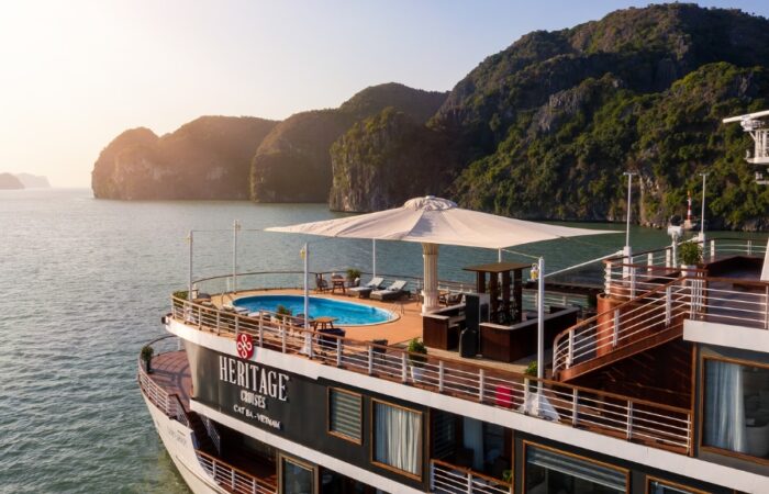 Heritage Cruises Binh Chuan