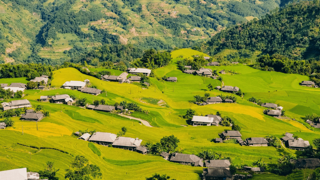 Ban Phung village set against a spectacular backdrop of rice terraces
